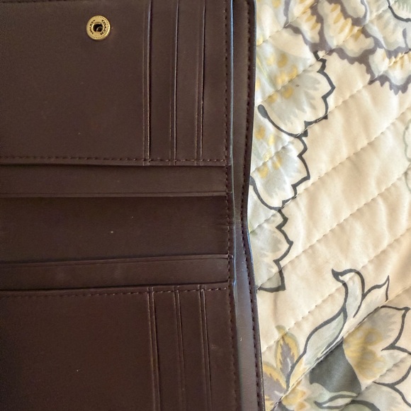 Coach Snap Bifold Wallet **Snap is MISSING** - Picture 2 of 5